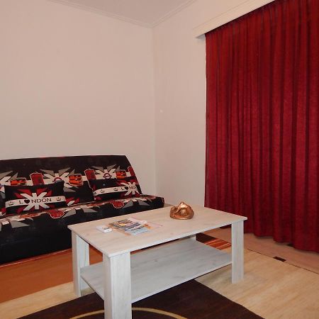 Cozy Apartment For 2-5 People-Center Tripoli 1 Екстер'єр фото