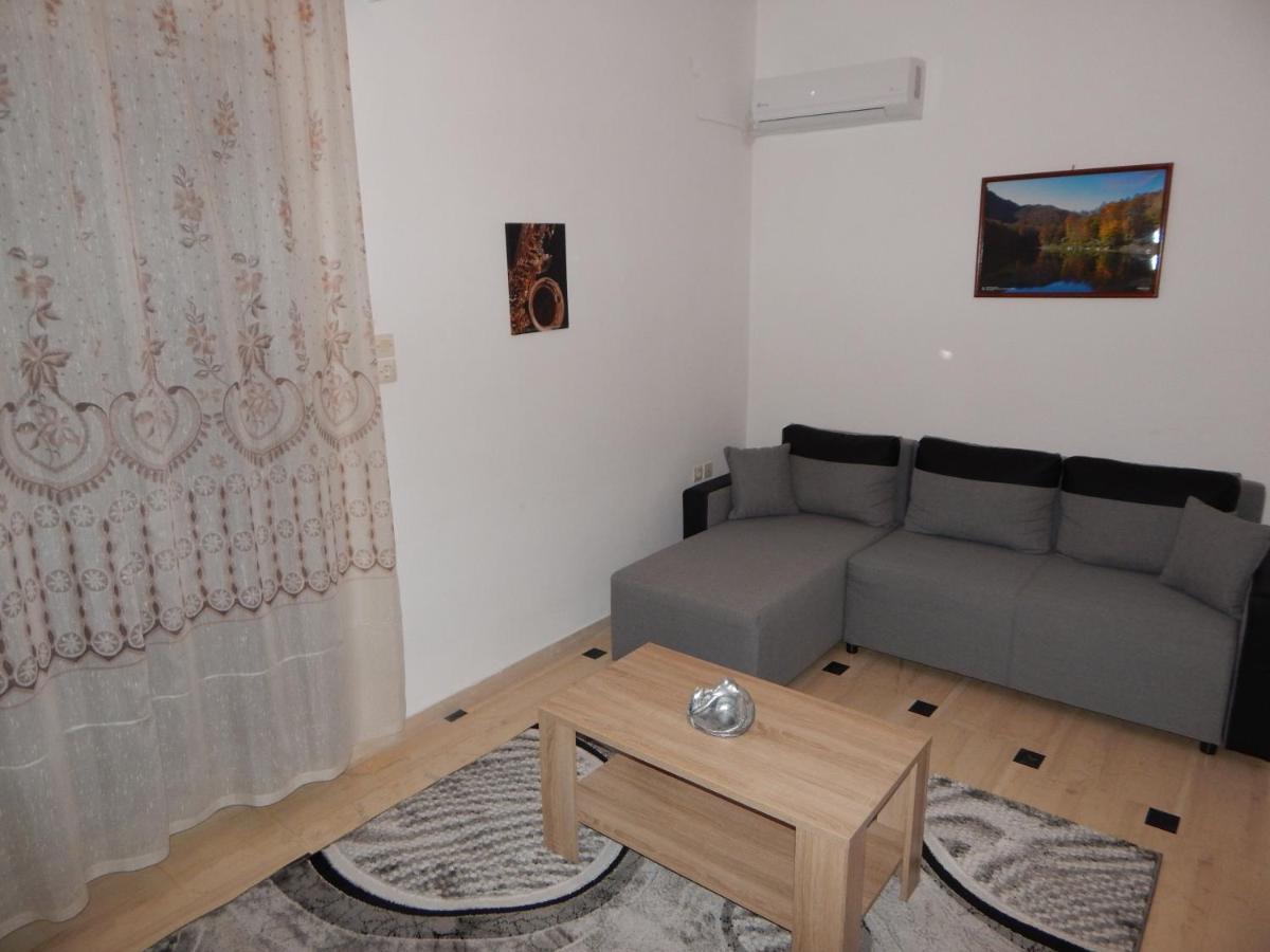 Cozy Apartment For 2-5 People-Center Tripoli 1 Екстер'єр фото